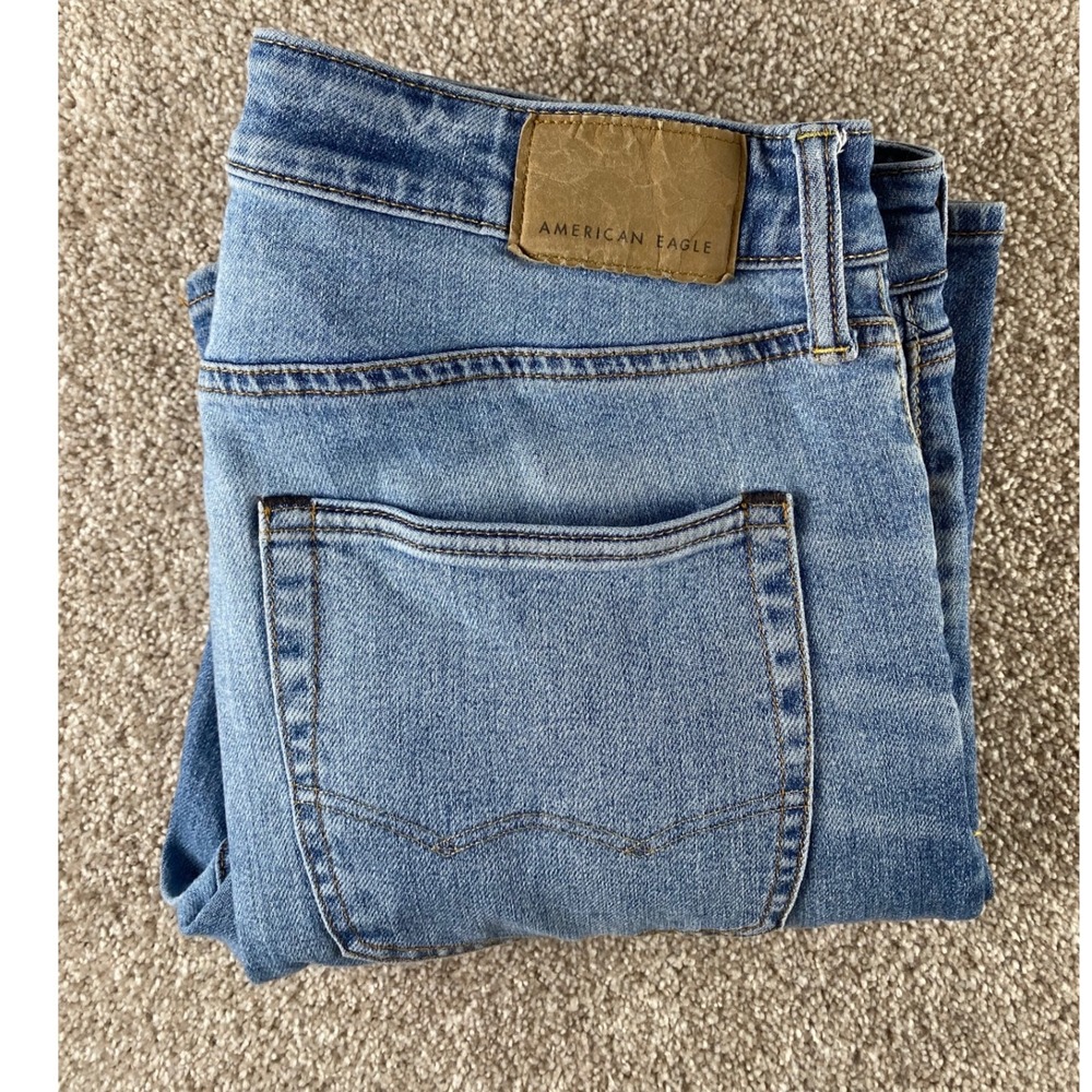 American Eagle Mens Original Straight Jeans Skater Medium Wash 34x32 (Tag 32x32)